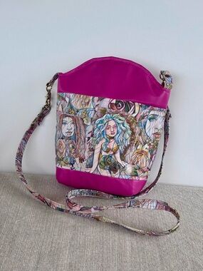 Artsy Face Print Crossbody Bag Pink Faux Leather Small Statement Bag